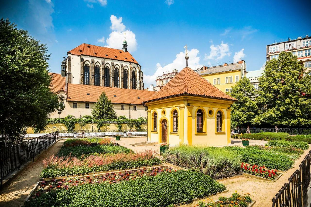 Prostorny 3 Pokojovy Apartman S Dvema Terasami Praga Zewnętrze zdjęcie